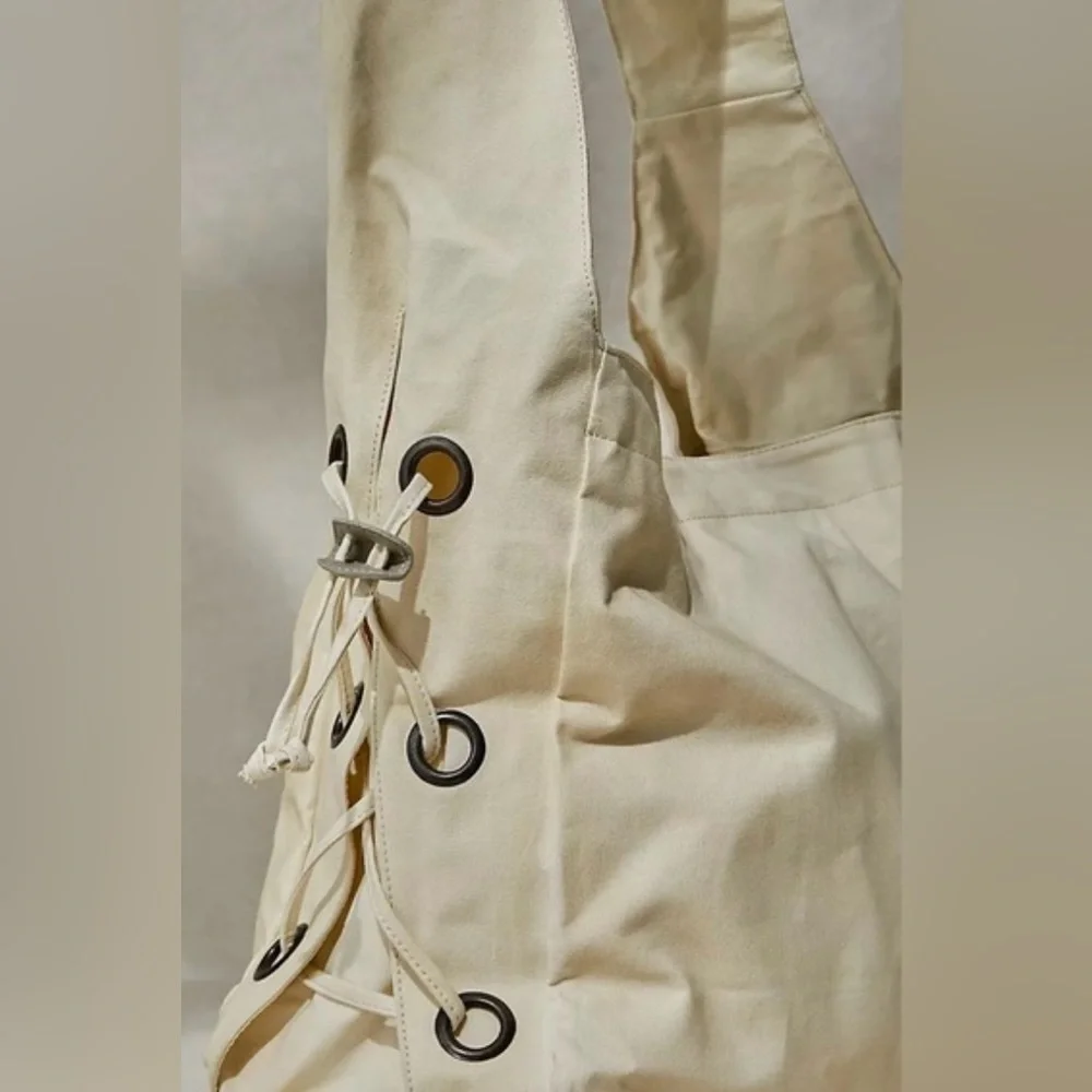 Free People We The Free Maverick Sling NWOT - Picture 7 of 8